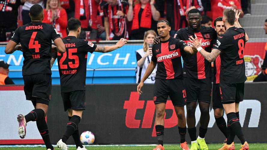 集结日全明星赛焦点战;法兰克福扳平良机;气氛紧张;身体对抗强度拉满 集结日全明星赛焦点战;法兰克福扳平良机;气氛紧张;身体对抗强度拉满