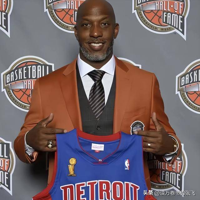 今夜波特兰开拓者备战法甲，官宣签约细节曝光，引发热议，更衣室氛围转暖